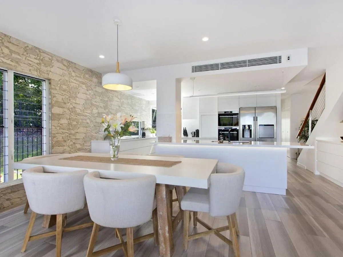 Townhouse 6 Sunseeker Close 26 누사빌 펜션
